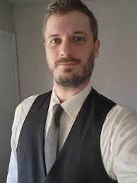 Hi I'm new to this group! I'm 33 from northern Utah! I've no luck in being  a relationships I guess I'm the ugly/hideous duckling that not guy wants  but any who um