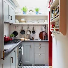 Muchas personas poseen viviendas de pocos metros cuadrados con unas cocinas pequeñas. Decorar Una Cocina Pequena Soluciones Para Sacarle Partido