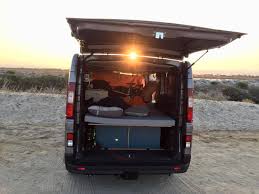 Voir liste et tarifs dans le configurateur. Dormir Dans Un Trafic Combi Combeing