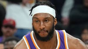 Suns re-signing reserve wing to two-year contract