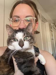 Maren with her nose triangle and perfect circle