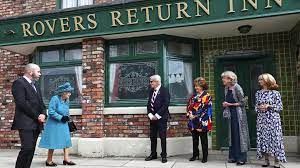 Want to talk about corrie with other fans? Queen Visits Coronation Street Set To Mark 60 Years Of Soap Bbc News