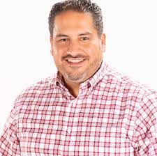 Carlos Presas's Instagram, Twitter & Facebook