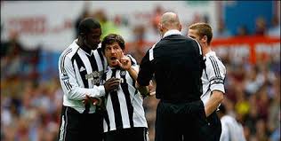 Temmuz 2005'te newcastle united 'a €3,8 milyon karşılığında transfer oldu. Emre Belozoglu Kadro Disi Degil