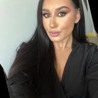 Sonia Carrion's Instagram, Twitter & Facebook