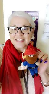 Betsaida Castillo's Instagram, Twitter & Facebook