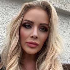 Donna burnett (@burnett_donna)