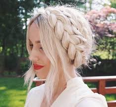 She was once described as the only white. 19 Ways To Show Sliver And White Hair For Spring Styles Weekly