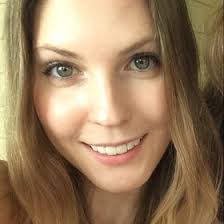 Amanda Salem's Instagram, Twitter & Facebook