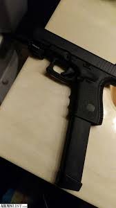 Carried by law enforcement and government agencies, the glock 40 s&w is a remarkable pistol for concealed carry, competition shooting, and duty service. Pin On Glock 19