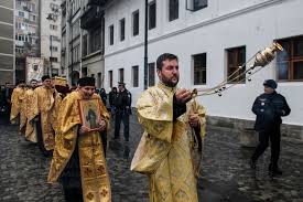Însă, pentru a ţi se îndeplina dorinţa, trebuie neapărat să vii 9 marţi la rând să te rogi la. Religie Procesiune Sfantul Antonie Cel Mare Inquam Photos