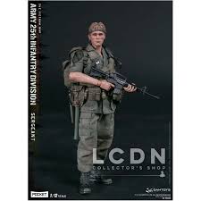 Ubisoft has announced that the division movie starring jake gyllenhaal and jessica chastain is being made in partnership with netflix. 25th Infantry Division Private Sergeant Inspired By Platoon Sergeant Elias Grodin Willem Dafoe 1 6 Figure 16cm Damtoys Pes005