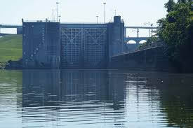Locking Through- Navigating the Locks and Dams on the Tennessee River | Tennessee  River Valley