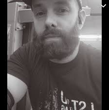 What are favorite low-calorie sauces that don't taste artificial?