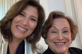She was married to actor paulo. Beth Goulart Says Goodbye To Her Mother Nicette Bruno Victim Of Coronavirus At 87 Designer Women