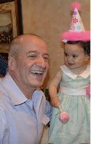 Contributions to the tribute of Leon Dario Velez