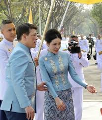 Feb 22, 2021 · ฝันเห็นรัชกาลที่ 9 ในหลวงของชาวไทยที่ได้สวรรคตไปแล้ว เมื่อเราฝันถึงมีการทำนายดวงหรือชะตาชีวิตไว้ว่าคนรอบข้างญาติมิตรที่ได้อยู่ห่างไกล. à¸£ 10 à¹€à¸¢à¸­à¸£à¸¡ à¸™ Pantip