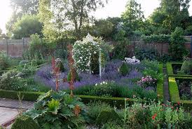 1 acre permaculture farm in australia feeds 50 families inhabitat. Medium Garden Designs Jm Garden Design