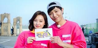 The couple welcomed their first son in june 2015. Jin Goo And Kim Ji Won Reenact Heart Breaking Descendants Of The Sun Scene On Running Man Soompi