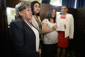 La propuesta que promete más días de descanso para madres y padres