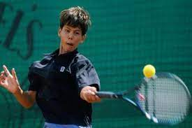 In 2004, he was a member of the spanish national team that won the davis cup. Rafa Nadal Wanted To Be No 1 Even At The Age Of 16 Roberto Menendez