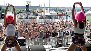 Frequency is an international festival of digital culture, hosted biennially in the historic city of lincoln. Frequency Festival Die Sache Kommt Ins Rollen Noe Orf At