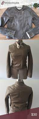 Vigoss Brown Faux Leather Moto Jacket This Is A Pre Owned Vigoss Jacket Size Medium It S Made Of Leather Moto Jacket Faux Leather Moto Jacket Stylish Jackets