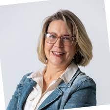 Adrienne Mcclung's Instagram, Twitter & Facebook