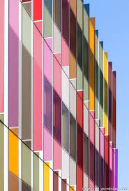 Coloured Glass Fins Of Oxford University Biochemistry Building Oxford Uk Architects Hawkins Brown Built 2008 Quint Colored Glass Building Facade Design