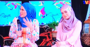 Empat bulan mengharungi tempoh paling sukar dalam hidup, bekas madu kepada pelakon izreen azminda ini mengakui. Cv7qkb1za6cdkm