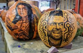How 5,000 pumpkins become Louisville Jack-O-Lantern Spectacular