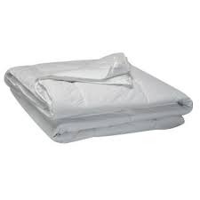 Issue de cocons de première qualité, la soie tussah de grade a garnissage : Pikolin Home Couette En Fibre Antiallergique 100 Percale De Coton Quatre Saisons 125 250g M 220x240 Cm Lit Double Adulte Achat Prix Fnac