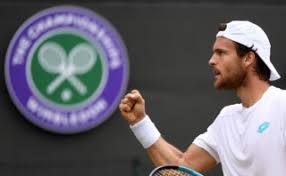O vimaranense, 120º atp, continua sem saber o que é. Mais Uma Vitoria Epica Em Wimbledon Para Joao Sousa Tenis Publico