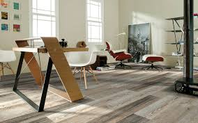Antes de una renovación habrá que preguntarse qué suelo utilizar, lo que el suelo laminado de joka comprende una gran selección de diseños, matizados colores y diversas estructuras de superficie. Suelo Laminado Para Banos Y Cocinas Porcelanosa