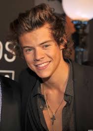 Tall Black Actor With Deep Voice Pin By Harry Styles Fanpage On Vmas Harry Styles 2014 Harry Styles Harry Styles Photos