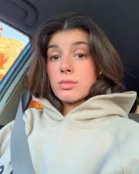 Eliza Greer's Instagram, Twitter & Facebook