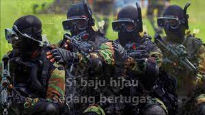 O, demi tuhan, atau demi setan, sumpah aku ingin rumah untuk pulang! Carefree Si Baju Hijau Lirik Lyrics On Screen Youtube