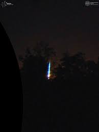 The lyrid meteor shower is usually active between april 16 and 25 every year. Rumbling Meteor Lights Up Norway Part Of It May Have Landed Near Oslo Reuters