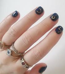 The 15 Best Mani Ideas That Will Still Be Chic Well Into 2021 Manicure New Years Nail Designs New Year S Nails New year wishes for friends.