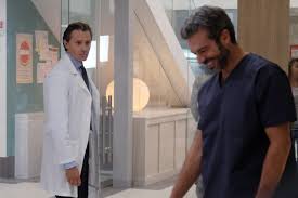 Nelle tue mani on wn network delivers the latest videos and editable pages for news & events, including entertainment, music, sports, science and more, sign up and share your playlists. Doc Nelle Tue Mani Anticipazioni Puntata Del 12 Novembre Guai In Arrivo Per Fanti Dejavu