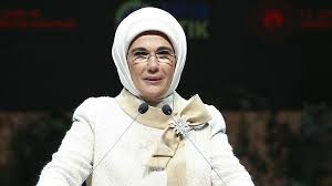 2017 turkish constitutional referendum 'yes' campaign the 'yes' campaign has been predominantly led by justice and development party (akp) politicians, as well as nationalist movement party (mhp) politicians loyal to leader devlet bahçeli. Emine Erdogan 19 Mayis Ataturk U Anma Genclik Ve Spor Bayrami Ni Kutladi