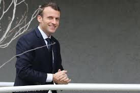 Its name derives from ancient greek μακρόν (makrón) long. Vu De L Etranger En Corse Emmanuel Macron Met Une Claque Aux Aspirations Nationalistes