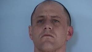 Traffic stop, foot chase leads to arrest