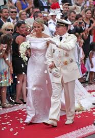 Check spelling or type a new query. Die Schonsten Bilder Von Furstin Charlene Und Furst Albert Ii Von Monaco Hochzeitsfeier Ideen Kleid Hochzeit Furstin Charlene