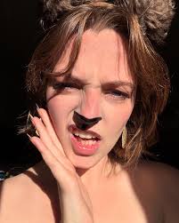 Gracie has two brain cells and…