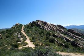 Hike Vasquez Rocks Modern Hiker Vasquez Rocks Get Outdoors Hiking