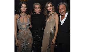 Steal her moves (and her while there's no doubt that gigi hadid is the product of a wonderful gene pool (hiiii, yolanda! Ø¨ÙŠÙ„Ø§ Ø­Ø¯ÙŠØ¯ ØªÙƒØ´Ù Ø¹Ù† Ø¯ÙŠØ§Ù†ØªÙ‡Ø§ Ø§Ù„Ø­Ù‚ÙŠÙ‚ÙŠØ© ÙˆÙØ®Ø±Ù‡Ø§ Ø¨Ø£ØµÙˆÙ„Ù‡Ø§ Ø§Ù„Ø¹Ø±Ø¨ÙŠØ© Ù†ÙˆØ§Ø¹Ù…