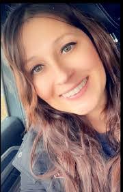 Cindy Templeton's Instagram, Twitter & Facebook