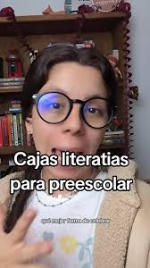 Caja De Sorpresas De Un Cuento Para Niños Preescolar