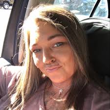 Hi does anyone have pictures of scar tattoo I saw a rose one once ? Ive  embraced my surgery and am forever grateful and want to show scar off TIA 👍